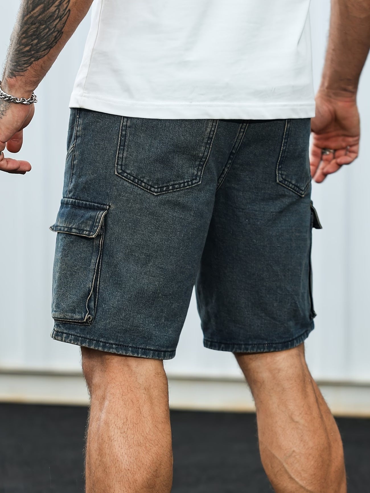 Men’s Cargo Shorts with Drawstring