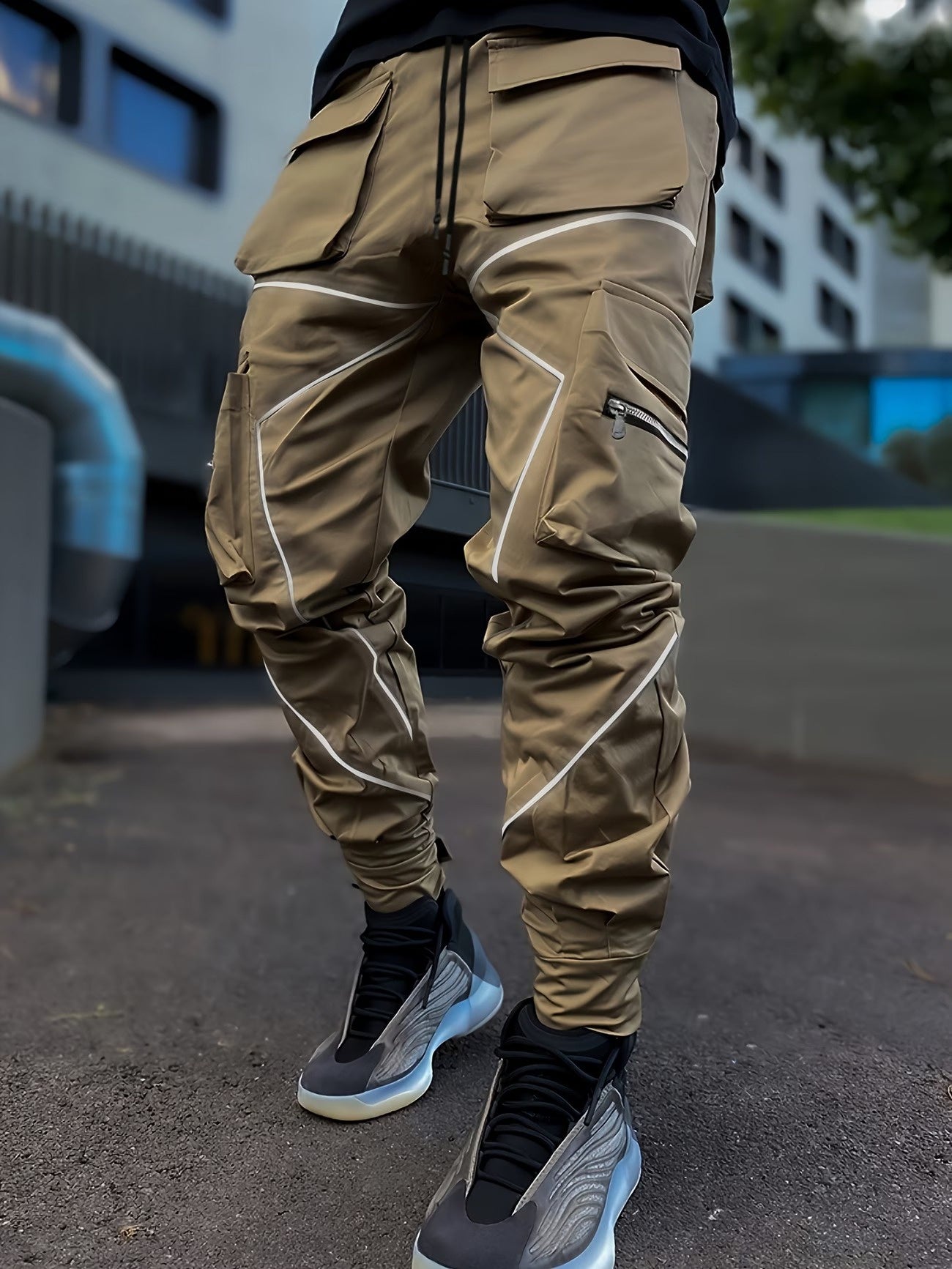 Men's Multi-Pocket Cargo Pants with Contrast Piping